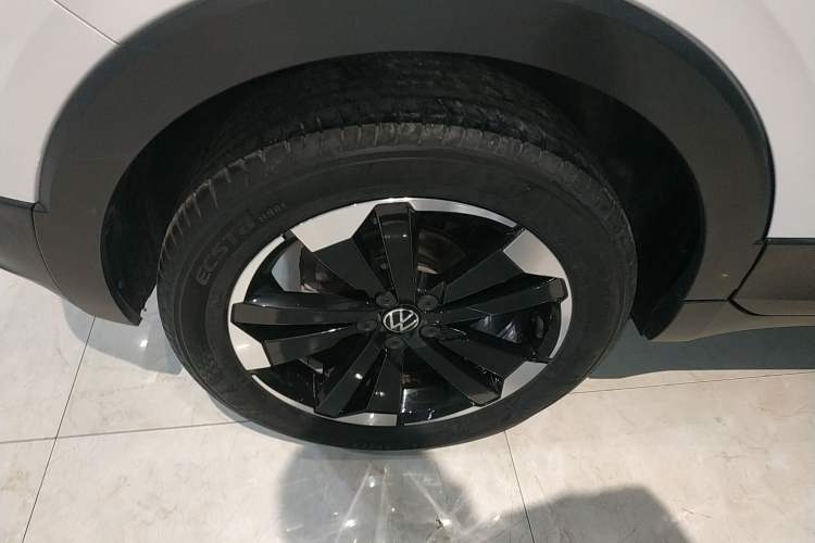 Used Volkswagen Tacqua 2021 1.5L Automatic Yue Zhi Lian Edition Right Rear Wheel Hub