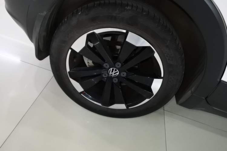 Used Volkswagen Tacqua 2021 1.5L Automatic Yue Zhi Lian Edition Right Rear Wheel Hub