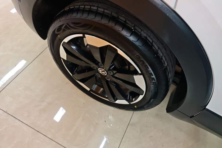 Used Volkswagen Tacqua 2021 1.5L Automatic Yue Zhi Lian Edition Right Rear Wheel Hub