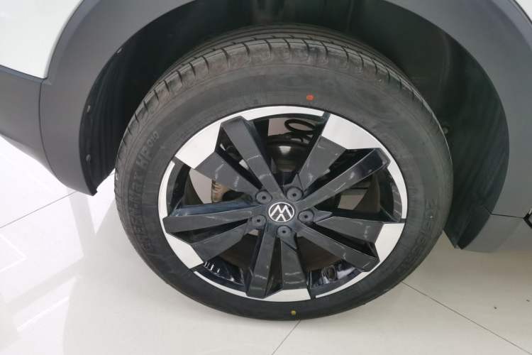 Used Volkswagen Tacqua 2021 1.5L Automatic Yue Zhi Lian Edition Right Rear Wheel Hub