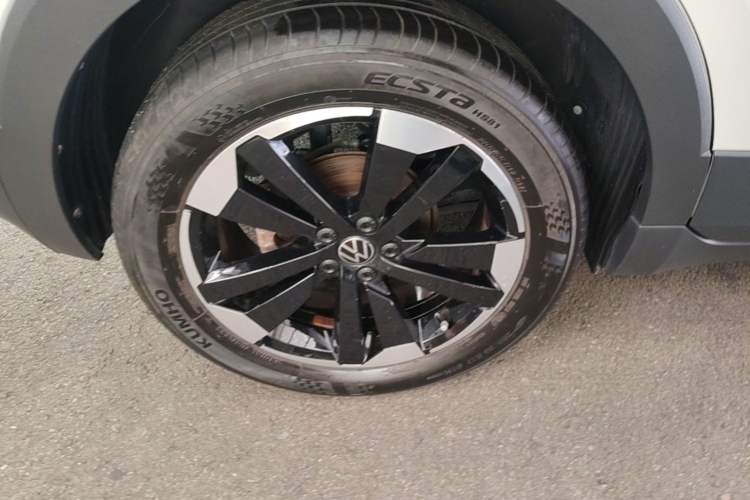 Used Volkswagen Tacqua 2021 1.5L Automatic Yue Zhi Lian Edition Right Rear Wheel Hub