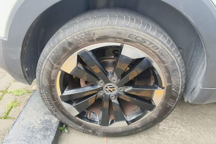 Used Volkswagen Tacqua 2021 1.5L Automatic Yue Zhi Lian Edition Right Rear Wheel Hub