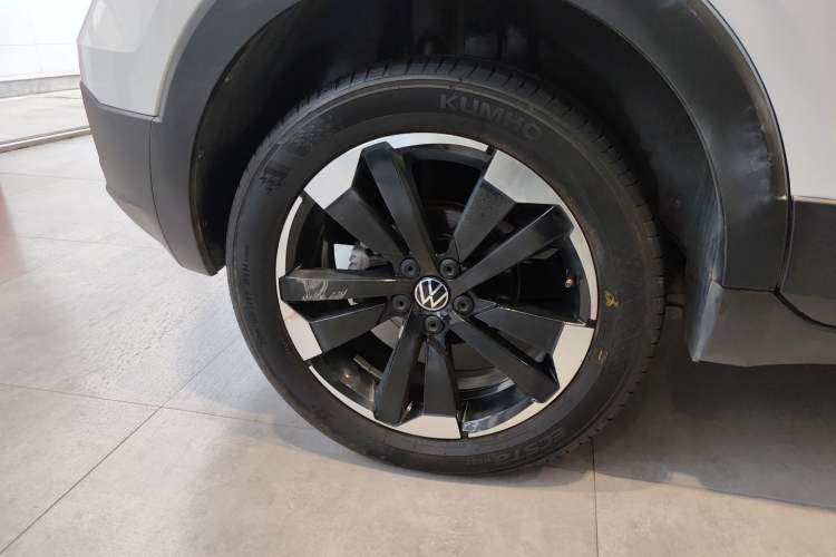 Used Volkswagen Tacqua 2021 1.5L Automatic Yue Zhi Lian Edition Right Rear Wheel Hub