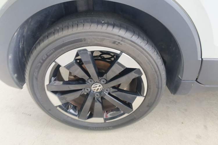 Used Volkswagen Tacqua 2021 1.5L Automatic Yue Zhi Lian Edition Right Rear Wheel Hub