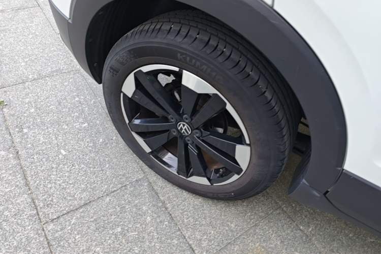 Used Volkswagen Tacqua 2021 1.5L Automatic Yue Zhi Lian Edition Right Rear Wheel Hub