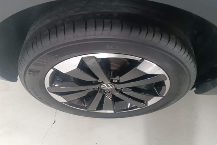 Used Volkswagen Tacqua 2021 1.5L Automatic Yue Zhi Lian Edition Right Rear Wheel Hub