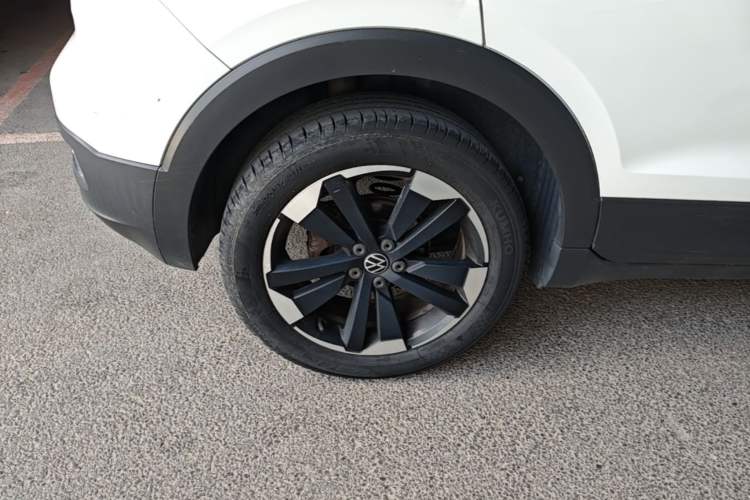Used Volkswagen Tacqua 2021 1.5L Automatic Yue Zhi Lian Edition Right Rear Wheel Hub