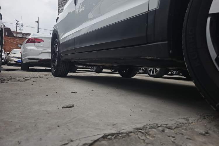 Used Volkswagen Tacqua 2021 1.5L Automatic Yue Zhi Lian Edition Right Side Sill