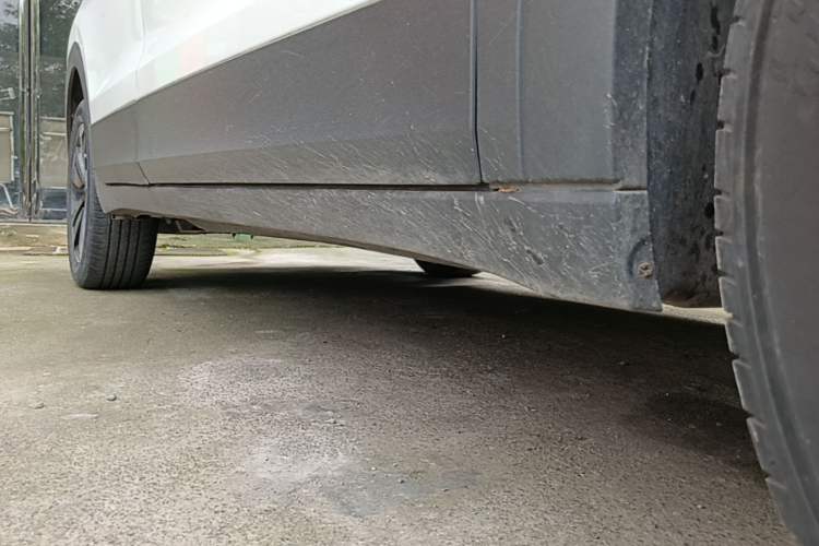 Used Volkswagen Tacqua 2021 1.5L Automatic Yue Zhi Lian Edition Right Side Sill