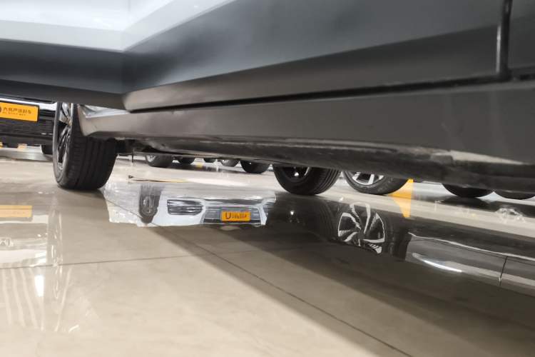 Used Volkswagen Tacqua 2021 1.5L Automatic Yue Zhi Lian Edition Right Side Sill