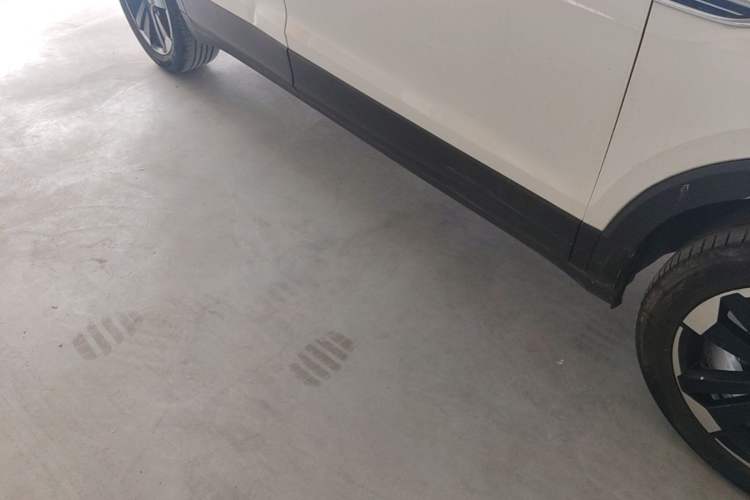 Used Volkswagen Tacqua 2021 1.5L Automatic Yue Zhi Lian Edition Right Side Sill