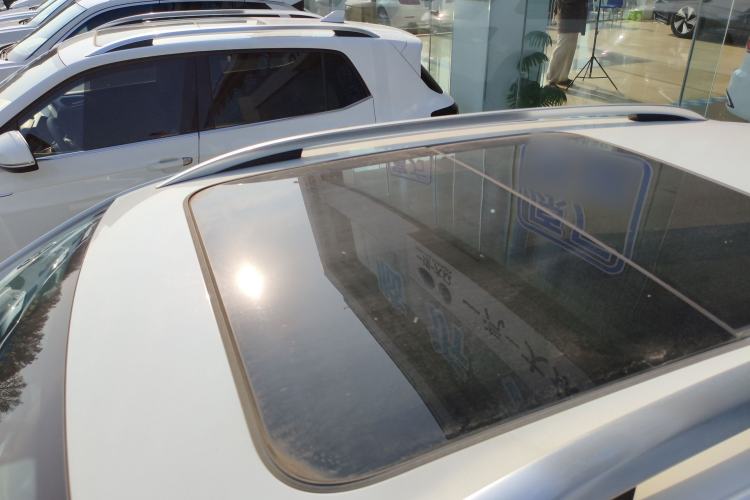 Used Volkswagen Tacqua 2021 200TSI DSG JoyConnect Edition Roof
