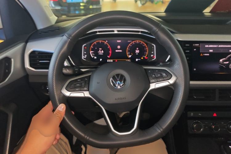 Used Volkswagen Tacqua 2021 1.5L Automatic Yue Zhi Lian Edition Steering Wheel