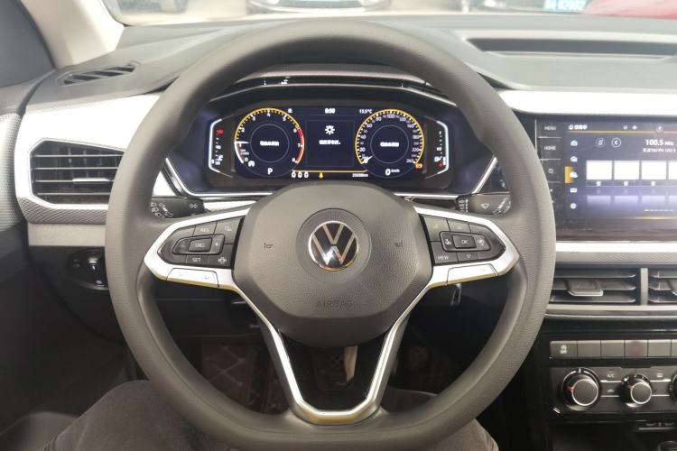 Used Volkswagen Tacqua 2021 1.5L Automatic Yue Zhi Lian Edition Steering Wheel