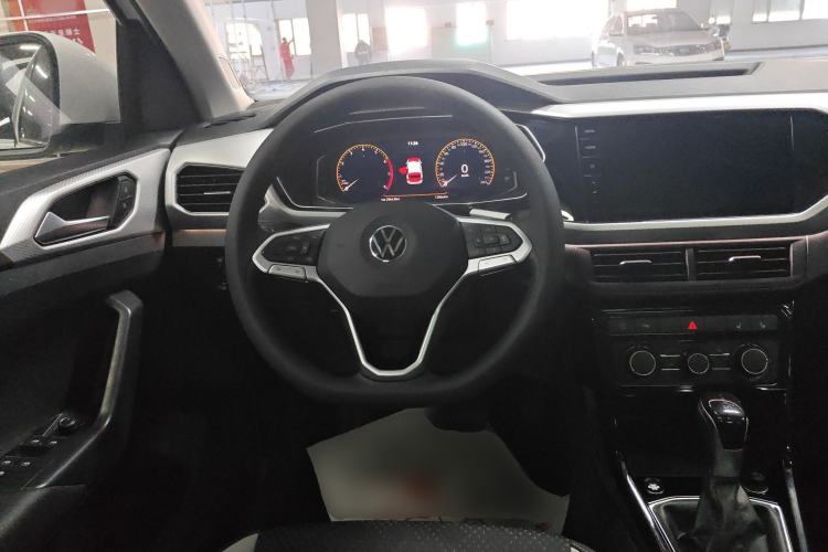 Used Volkswagen Tacqua 2021 1.5L Automatic 30th Anniversary Edition Steering Wheel