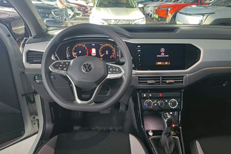 Used Volkswagen Tacqua 2021 1.5L Automatic Yue Zhi Lian Edition Steering Wheel