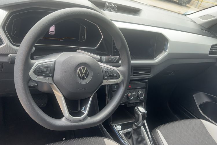 Used Volkswagen Tacqua 2021 200TSI DSG JoyConnect Edition Steering Wheel