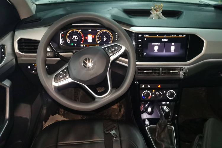 Used Volkswagen Tacqua 2021 1.5L Automatic 30th Anniversary Edition Steering Wheel