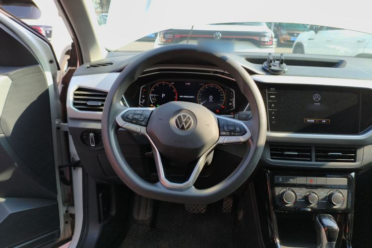 Used Volkswagen Tacqua 2021 200TSI DSG JoyConnect Edition Steering Wheel