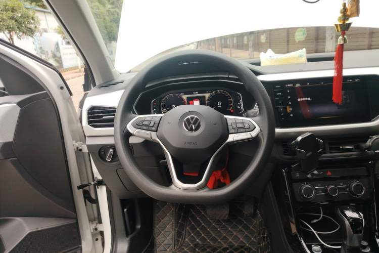 Used Volkswagen Tacqua 2021 1.5L Automatic Yue Zhi Lian Edition Steering Wheel