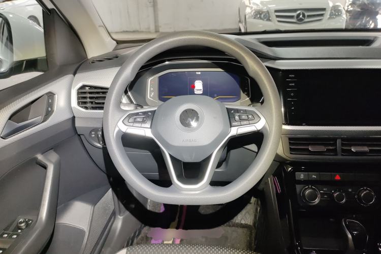 Used Volkswagen Tacqua 2021 1.5L Automatic Yue Zhi Lian Edition Steering Wheel