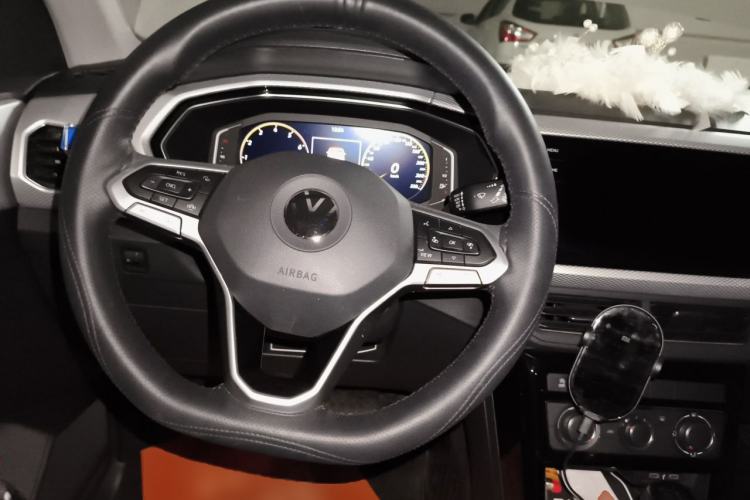 Used Volkswagen Tacqua 2021 1.5L Automatic Yue Zhi Lian Edition Steering Wheel