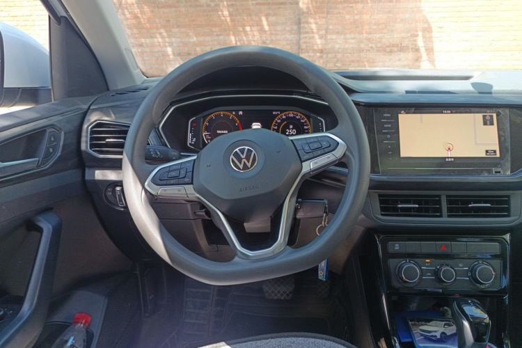Used Volkswagen Tacqua 2021 1.5L Automatic Yue Zhi Lian Edition Steering Wheel