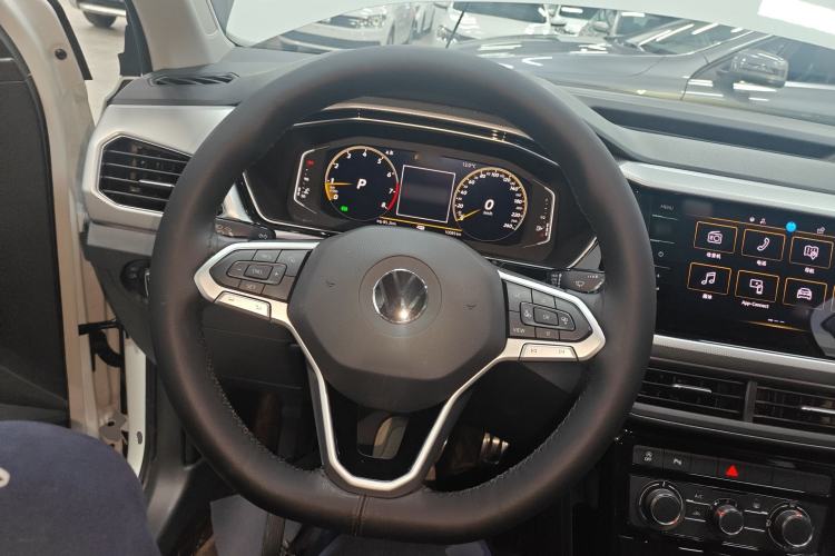 Used Volkswagen Tacqua 2021 280TSI DSG EnjoyPro Smart Connectivity Version Steering Wheel