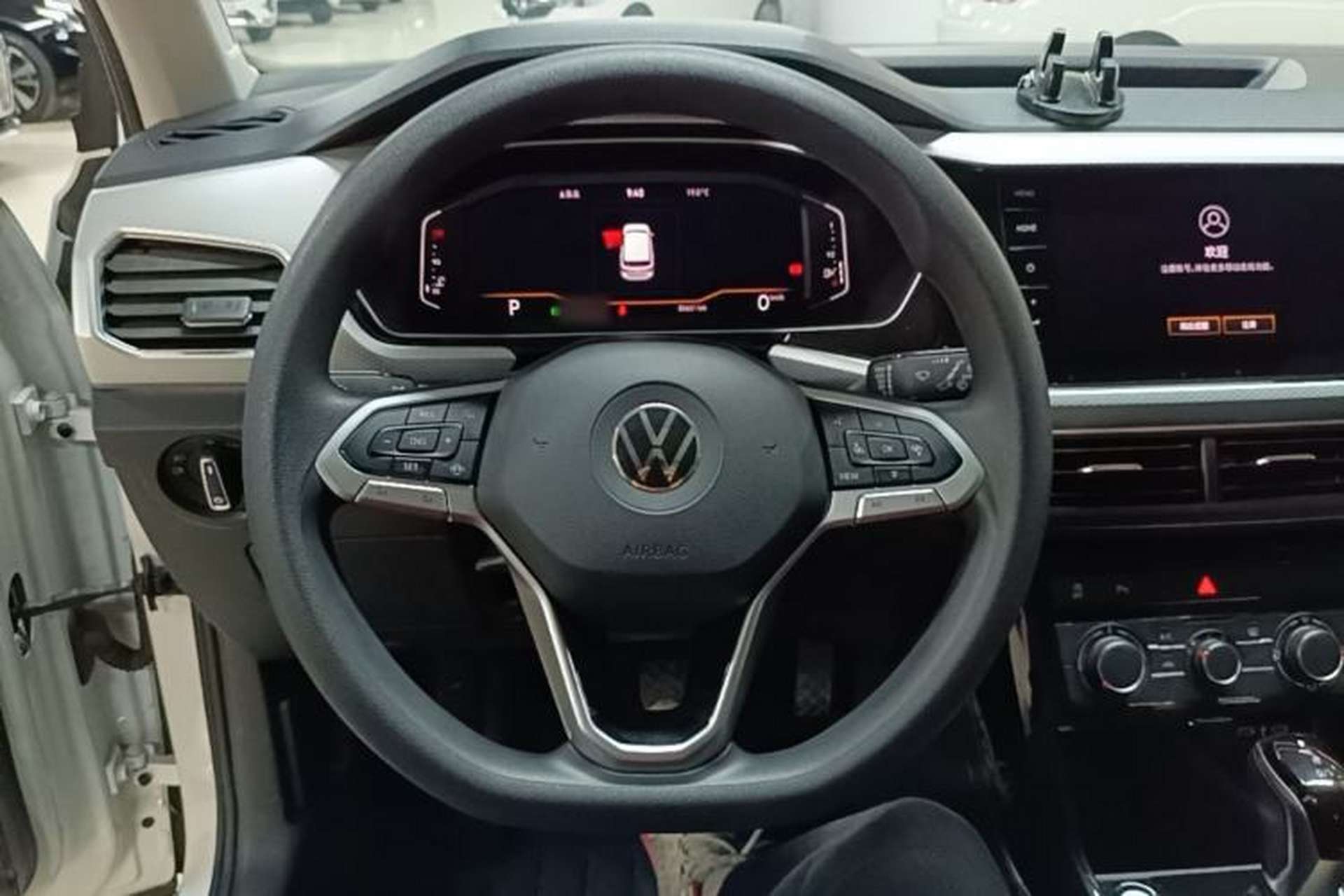 Used Volkswagen Tacqua 2021 200TSI DSG JoyConnect Edition Steering Wheel