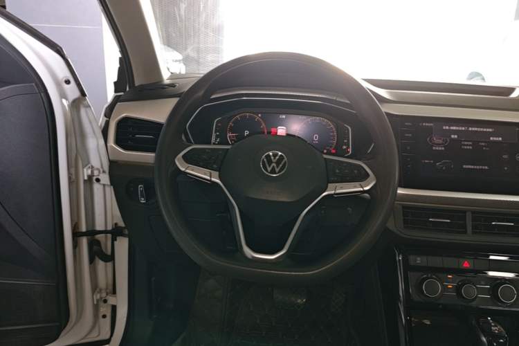 Used Volkswagen Tacqua 2021 1.5L Automatic Yue Zhi Lian Edition Steering Wheel