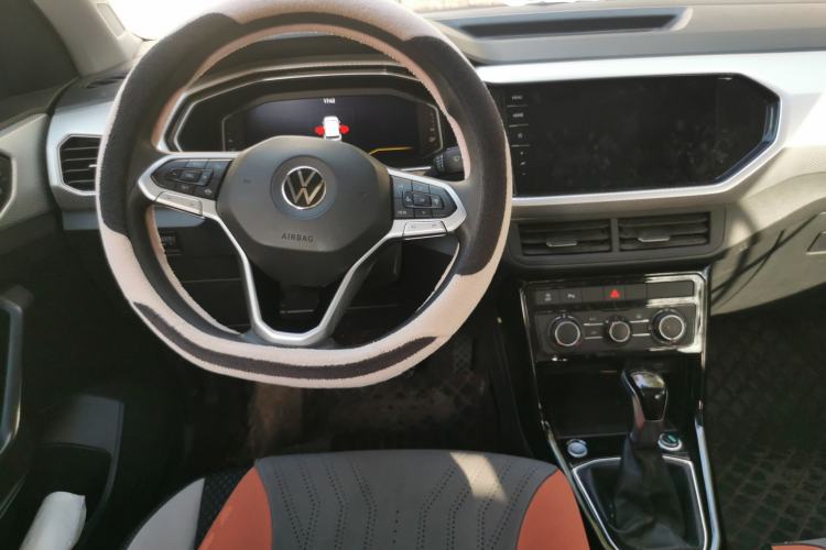 Used Volkswagen Tacqua 2021 1.5L Automatic Yue Zhi Lian Edition Steering Wheel