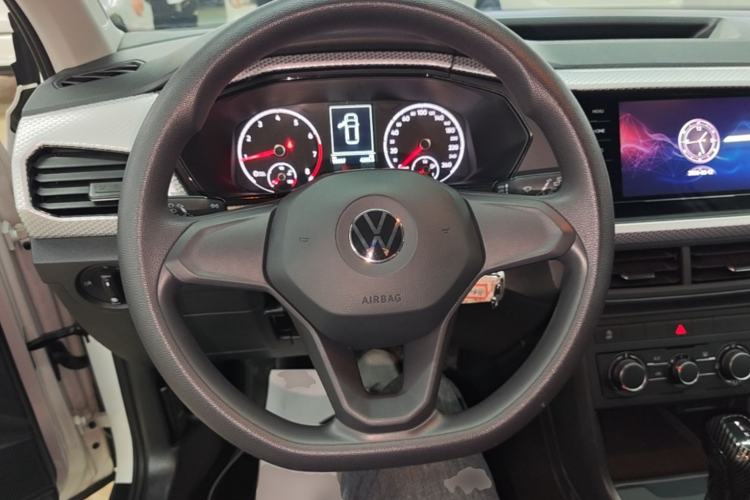 Used Volkswagen Tacqua 2021 1.5L Automatic Shangzhilian Edition Steering Wheel