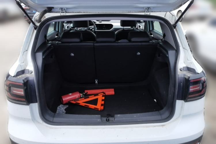 Used Volkswagen Tacqua 2021 200TSI DSG JoyConnect Edition Trunk