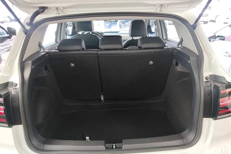 Used Volkswagen Tacqua 2021 1.5L Automatic Yue Zhi Lian Edition Trunk