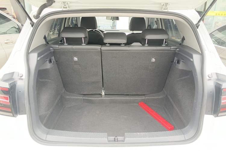 Used Volkswagen Tacqua 2021 1.5L Automatic Yue Zhi Lian Edition Trunk