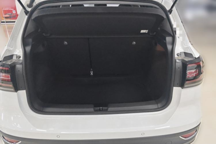Used Volkswagen Tacqua 2021 1.5L Automatic 30th Anniversary Edition Trunk