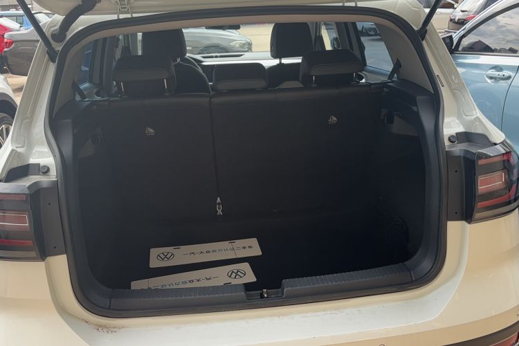 Used Volkswagen Tacqua 2021 200TSI DSG JoyConnect Edition Trunk