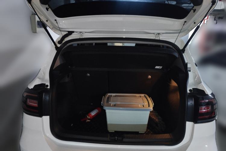 Used Volkswagen Tacqua 2021 1.5L Automatic Yue Zhi Lian Edition Trunk