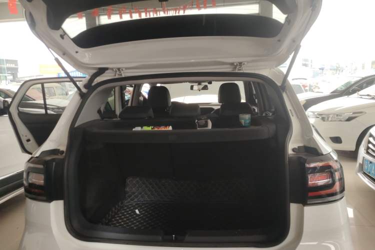 Used Volkswagen Tacqua 2021 1.5L Automatic Yue Zhi Lian Edition Trunk