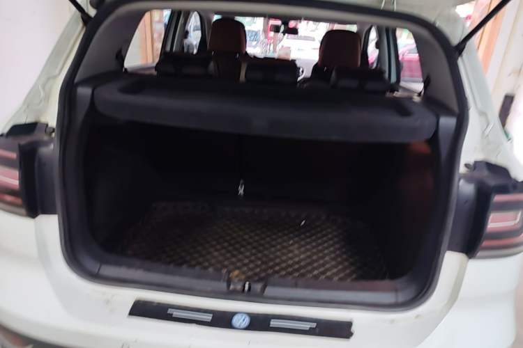 Used Volkswagen Tacqua 2021 1.5L Automatic Yue Zhi Lian Edition Trunk