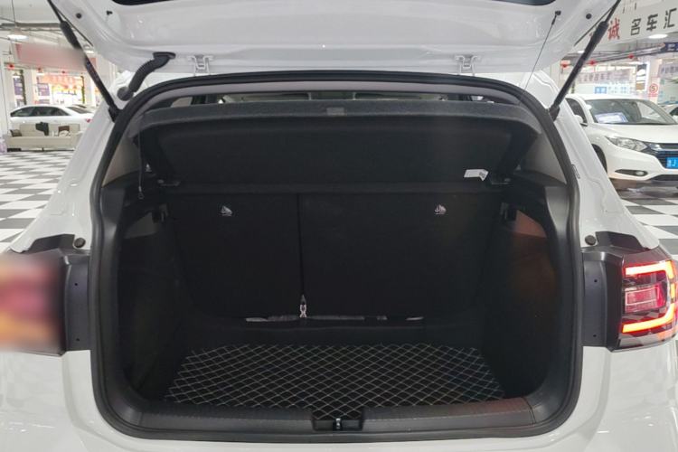 Used Volkswagen Tacqua 2021 1.5L Automatic Yue Zhi Lian Edition Trunk