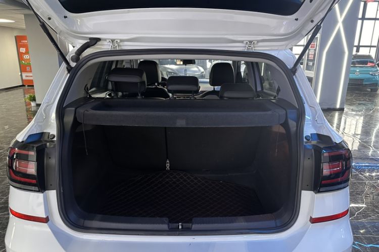 Used Volkswagen Tacqua 2021 280TSI DSG R-Line Connected Version Trunk
