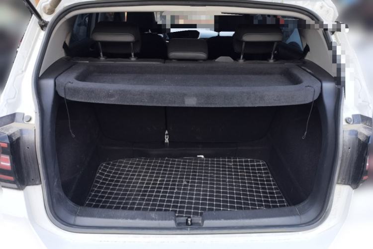 Used Volkswagen Tacqua 2021 1.5L Automatic Yue Zhi Lian Edition Trunk