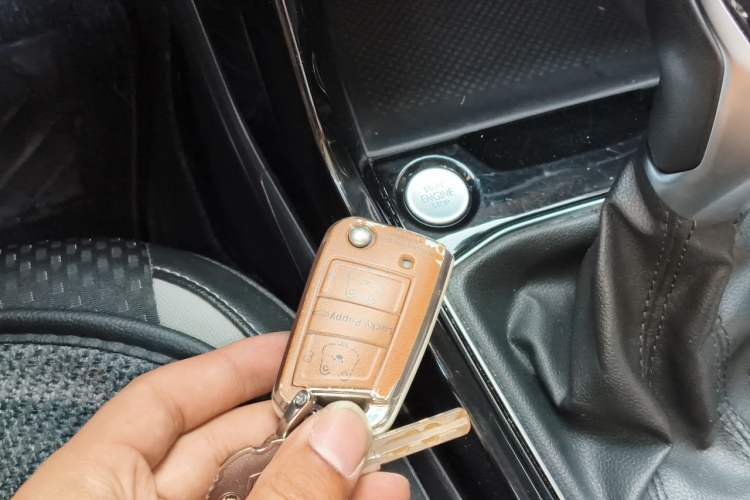 Used Volkswagen Tacqua 2021 200TSI DSG JoyConnect Edition Vehicle Key
