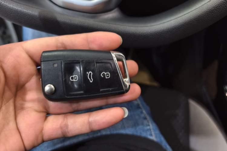 Used Volkswagen Tacqua 2021 200TSI DSG JoyConnect Edition Vehicle Key