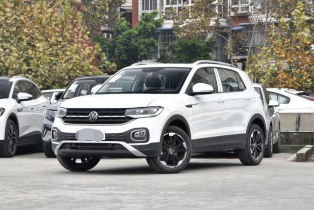 Used Volkswagen Tacqua 2023 200TSI DSG Joy-Connect Edition