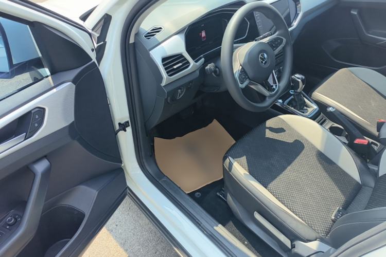 Used Volkswagen Tacqua 2023 200TSI DSG Joy-Connect Edition Driver Seat