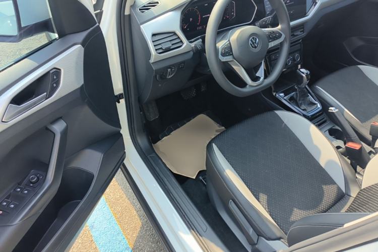 Used Volkswagen Tacqua 2023 200TSI DSG Joy-Connect Edition Driver Seat