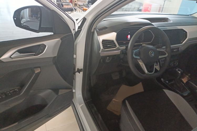Used Volkswagen Tacqua 2023 200TSI DSG Joy-Connect Edition Driver Seat