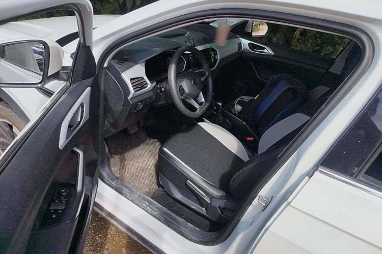 Used Volkswagen Tacqua 2023 200TSI DSG Joy-Connect Edition Driver Seat